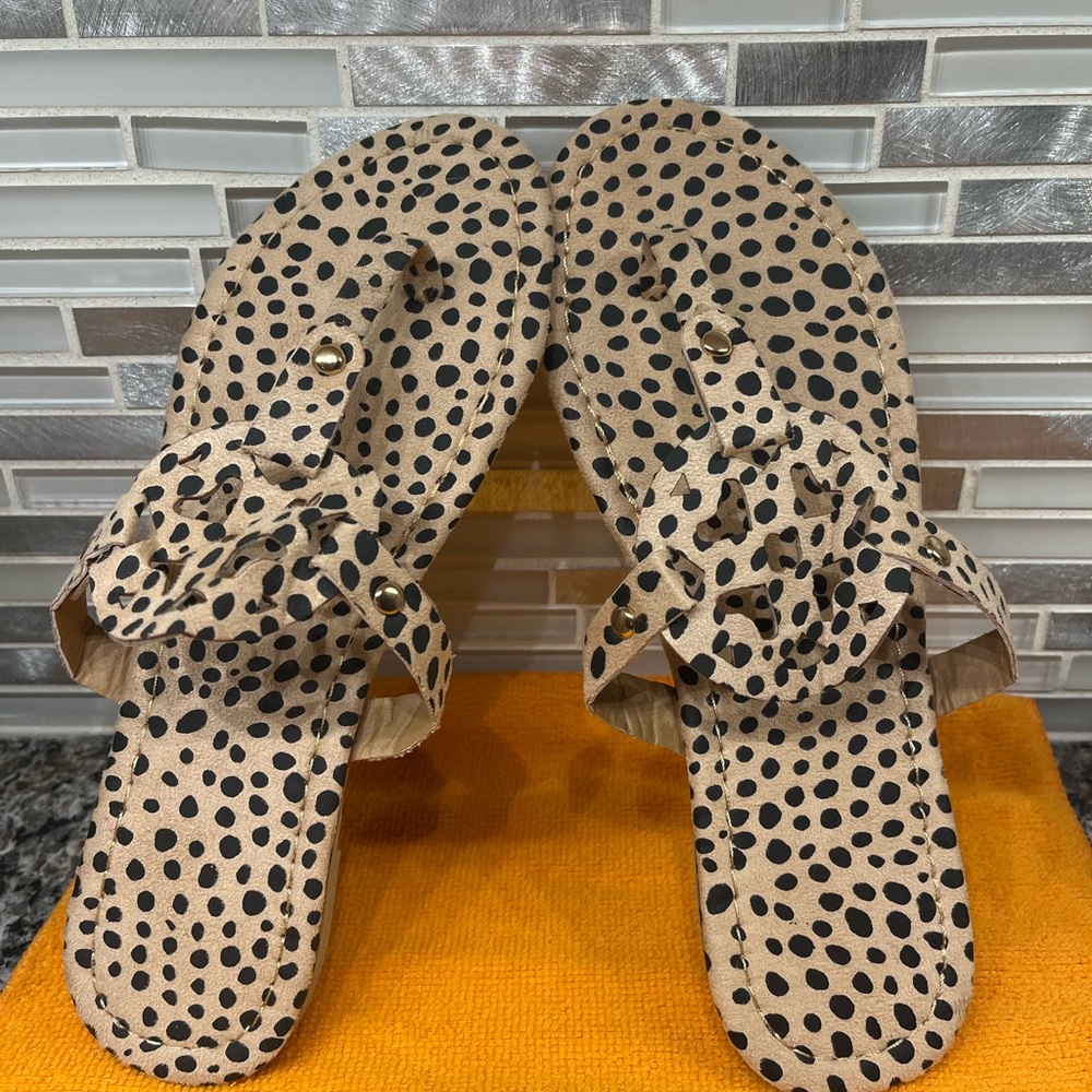 Sandals Flat Cheetah Print “Tory Burch” look alike